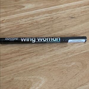 Black Pencil Eyeliner for Winged Looks